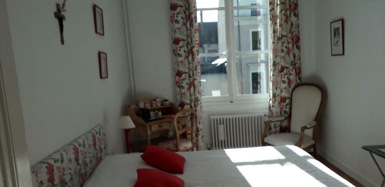 Chambre D'Hotes Marchand Angers Eksteriør bilde